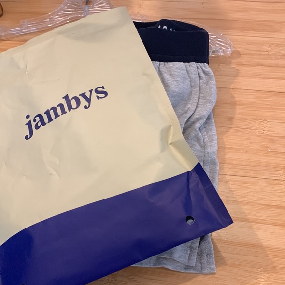 Women’s gray Jambys pajama shorts - Picture 4 of 4